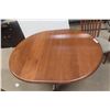 Image 3 : Pedestal Table and 4 Dining Chairs, Clean, Nice Set