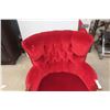 Image 2 : Button Back Occasional Chair