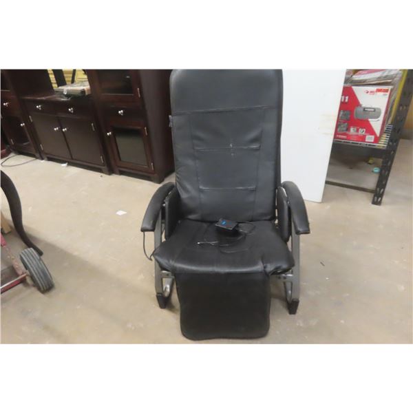 Home Disc Anti-Gravity Recliner Chair with Massager and Rest
