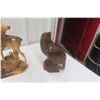 Image 6 : 7 Carved Wood Pieces: Bust, Totem, Soldier, Stag/Doe, Bird +