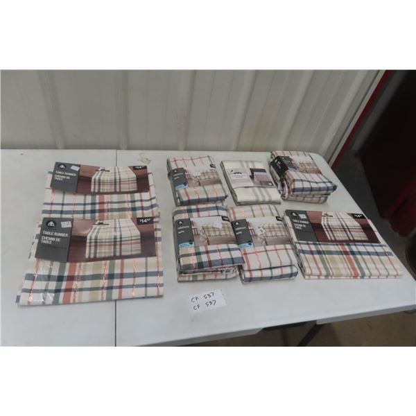 8 New Table Cloths and Runners