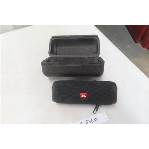 JBL Flip S Bluetooth Speaker and Case