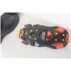 Image 5 : Sorrel Size 8 Winter Boots and Ice Treads, New