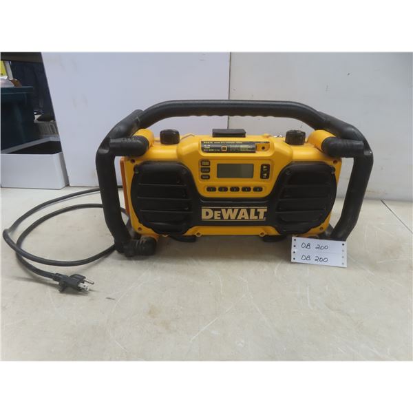 DeWalt Work Site Radio/Charger