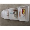 Image 15 : 2 Thermoses, Meat Grinder, Juicer, Milk Glass, Casserole Dish with Wicker Holder, and More
