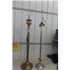 Image 1 : 2 Floor Lamps (No Shades)
