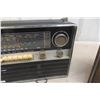 Image 4 : 3010 Radio Electrophone Lynkbird and More