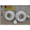Image 4 : 2 Funky Light Fixtures