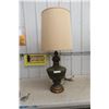 Image 1 : Retro Table Lamp