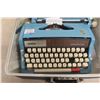 Image 2 : Brother Opus 899 Typewriter and Case