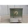 Image 8 : 2 Vintage Clock Radios: 1 Westinghouse, 1 Electrohome