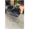 Image 7 : Vintage Upholstered and Arborite Bar with Shelves &  2 Swivel Bar Stools