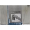 Image 4 : New Curved Stainless Steel Shower Rod for Standard 5' Bathtubs