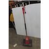 Image 1 : Toro Power Snow Shovel