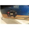 Image 4 : Never-Used Shopcraft 12" x 37" Wood Lathe