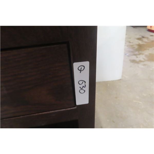 End Table/Night Table, 26 1/2" x 17 1/2" x 20"