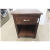 Image 2 : End Table/Night Table, 26 1/2" x 17 1/2" x 20"