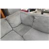 Image 4 : Living Room Sectional, 112" x 88"