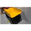 Image 5 : Tonka Hasbro Mighty Big Yellow Dump Truck, 19" Red Handle