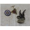 Image 7 : Toy Airplanes, Tiger Flashlight, Patches, Metal Box, and More
