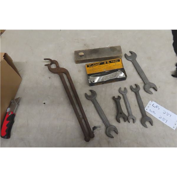 Vintage Eclipse 4S Hacksaw Tool with Blades, Sharpening Stone, 4 Barcalo Wrenches, 1893 Wrench, and