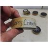 Image 11 : 11 Autographed Pucks, No Certificate of Authenticity