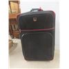 Image 13 : 4-Piece American Tourister Luggage Set