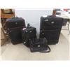 Image 1 : 4-Piece American Tourister Luggage Set