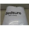 Image 6 : Queen Size Comforter Set (New/Store Return)