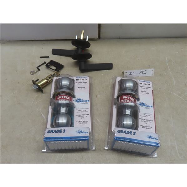 2 New Halsco Knobset Satin Chrome Finish and Used Black Passage Set