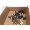 Image 7 : Hardware Lot: Hinges, Padlock, Chuck Keys, Drill Bits, Support Brackets