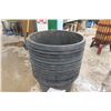 Image 4 : 14 Planters, 17" High x 23" Diameter