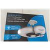 Image 2 : Enbrighten LED Utility Light