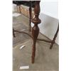 Image 5 : Antique Stand, 29" x 32" x 18"