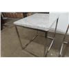 Image 3 : Set of 3 Marble-Top Stands, 22" x 18" x 24"