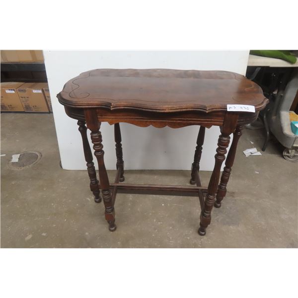 Stand – Antique, 29" x 31" x 19"