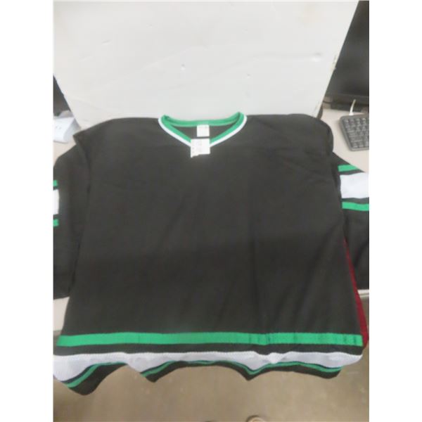 15 3XL Hockey Jerseys