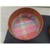 Image 3 : Vintage First Nations Birchbark Lidded Basket - Unusual Scalloped Base - Exc. Cond. 7" Diameter, 6"