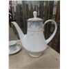 Image 5 : Noritake Avalon #3390 Coffee Pot, 7 Cups & 8 Saucer Noritake Avalon #3390