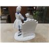 Image 6 : 2 Table Top Porcelain Figurines - 1: 7" W x 9" H - 1: 3" W x 7" H