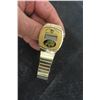 Image 2 : 5 Vintage Mens & Ladies Watches Lot: John Deere Digital, 2 Timex, Seiko & Digital Seiko