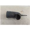 Image 5 : Antique Man Cave Decor Lot: Faraday Bell Ringer, Booker Cast Iron Plate & Metal Double Horn