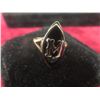 Image 3 : 10K Gold Ring with M Monogram – 2.3 g Total Weight