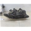 Image 3 : 2 Headlight Assemblies for 2008 Toyota Tundra McPherson