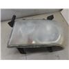 Image 4 : 2 Headlight Assemblies for 2008 Toyota Tundra McPherson