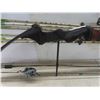Image 12 : Compound Bow w/ 6 Arrows, Arrow End/Tips & Soft Bag