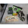 Image 17 : Compound Bow w/ 6 Arrows, Arrow End/Tips & Soft Bag