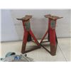 Image 2 : Grease Guns, Makita 7-1/4" Power Circular Saw, 2 Jack Stands - No Pins