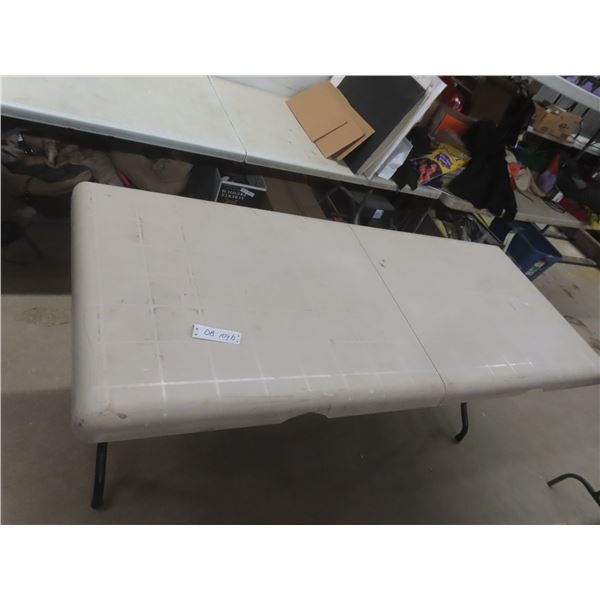 Fold Up Banquet Table 30" x 71" x 29"