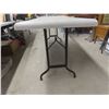 Image 3 : Fold Up Banquet Table 30" x 71" x 29"